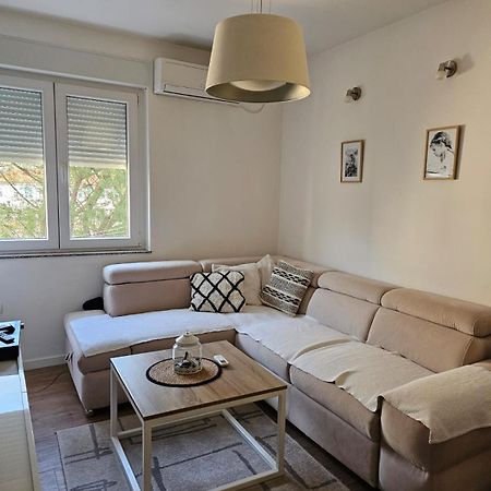 Apartman Anita Liyubuşka Dış mekan fotoğraf
